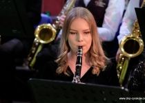 koncert-orkiestry-detej-gminy-zyrakow-dzien-kobiet-2023-straszecin-031